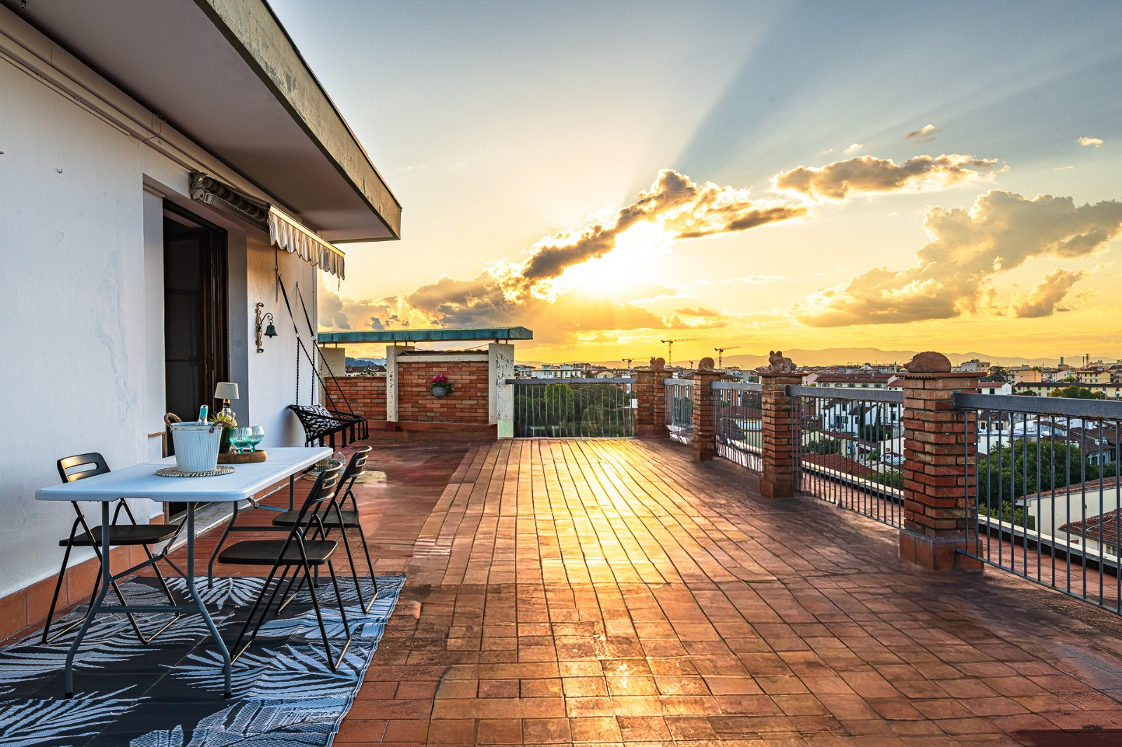 Home staging in Un Loft in Viale dei Mille Firenze