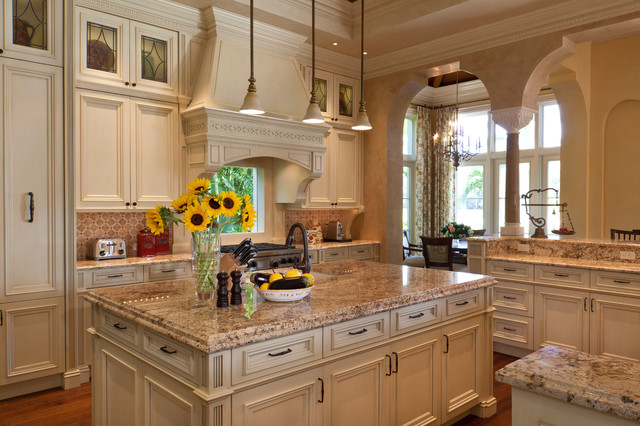 Kitchen traditional-kitchen