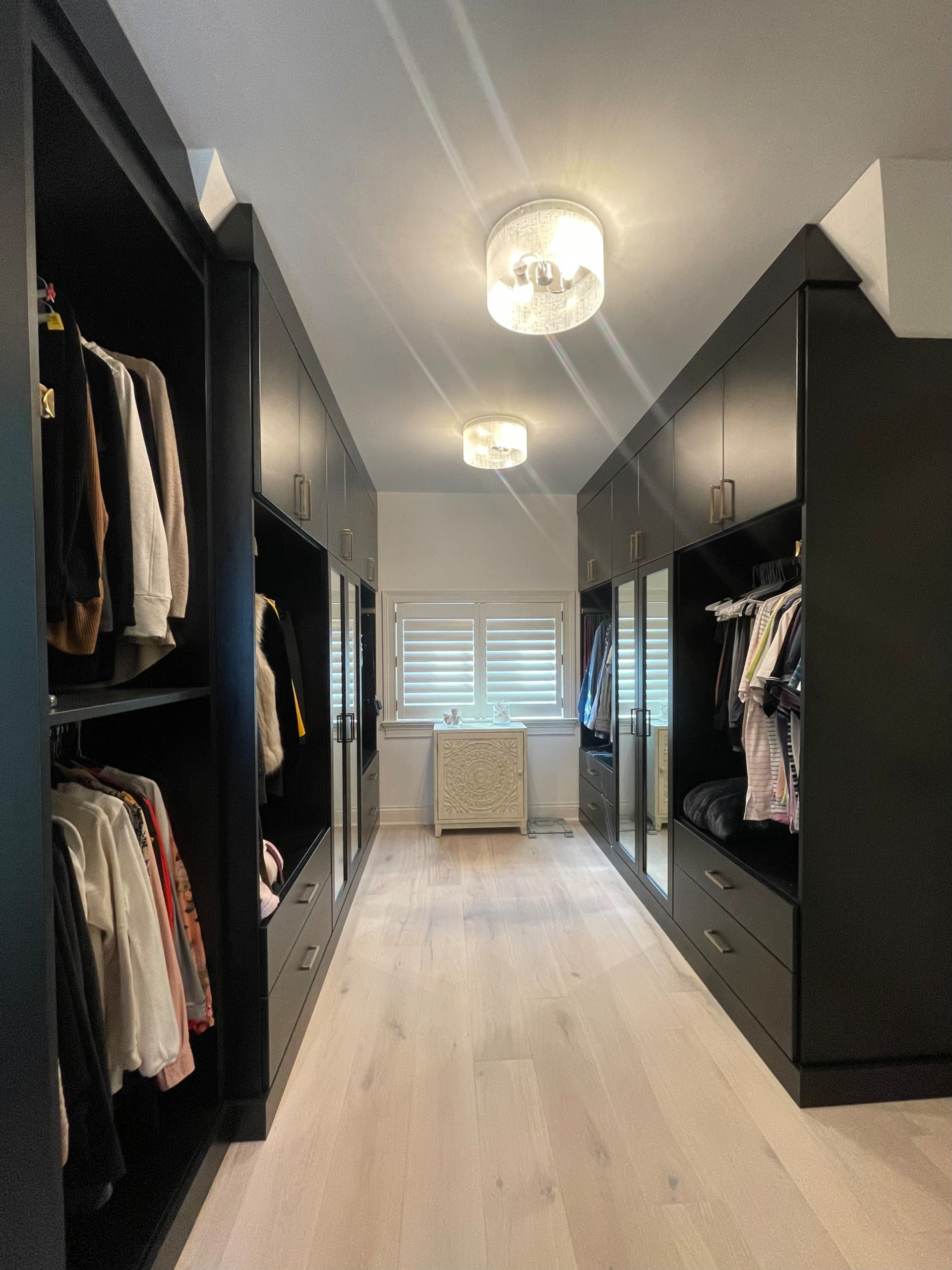 Getting the most Closet from an Attic - Black
