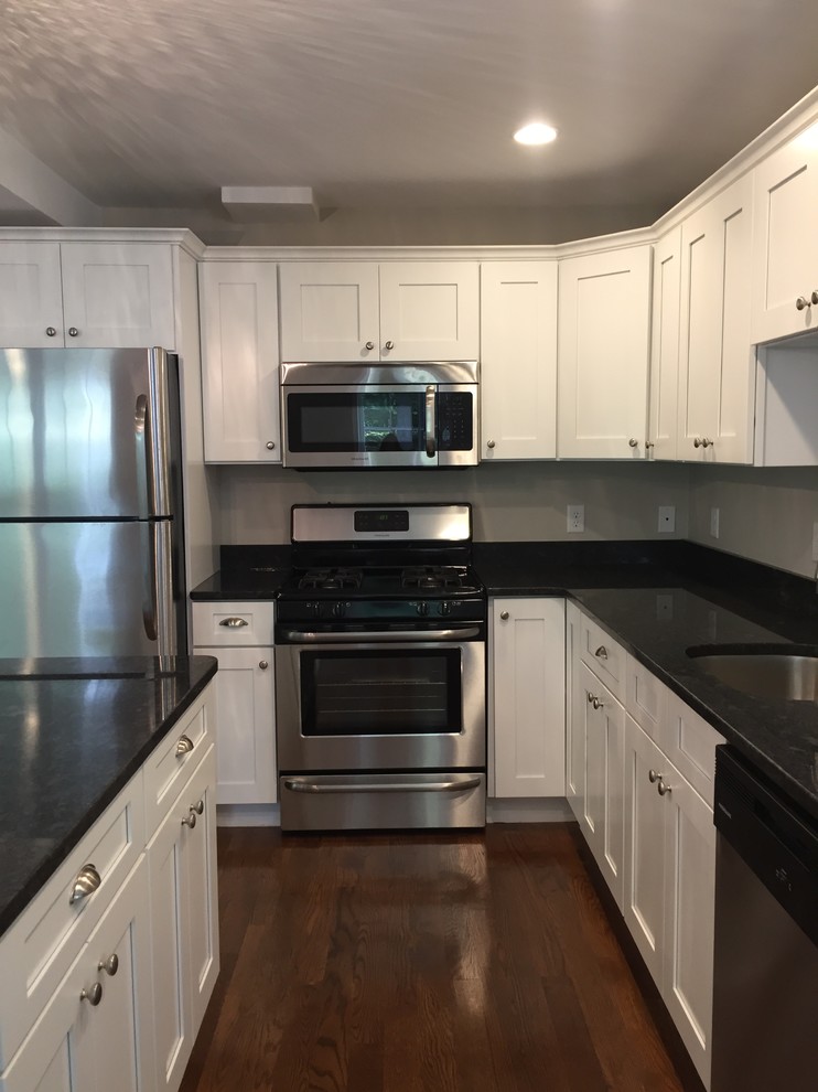 Inspiration for a transitional kitchen remodel in Boston