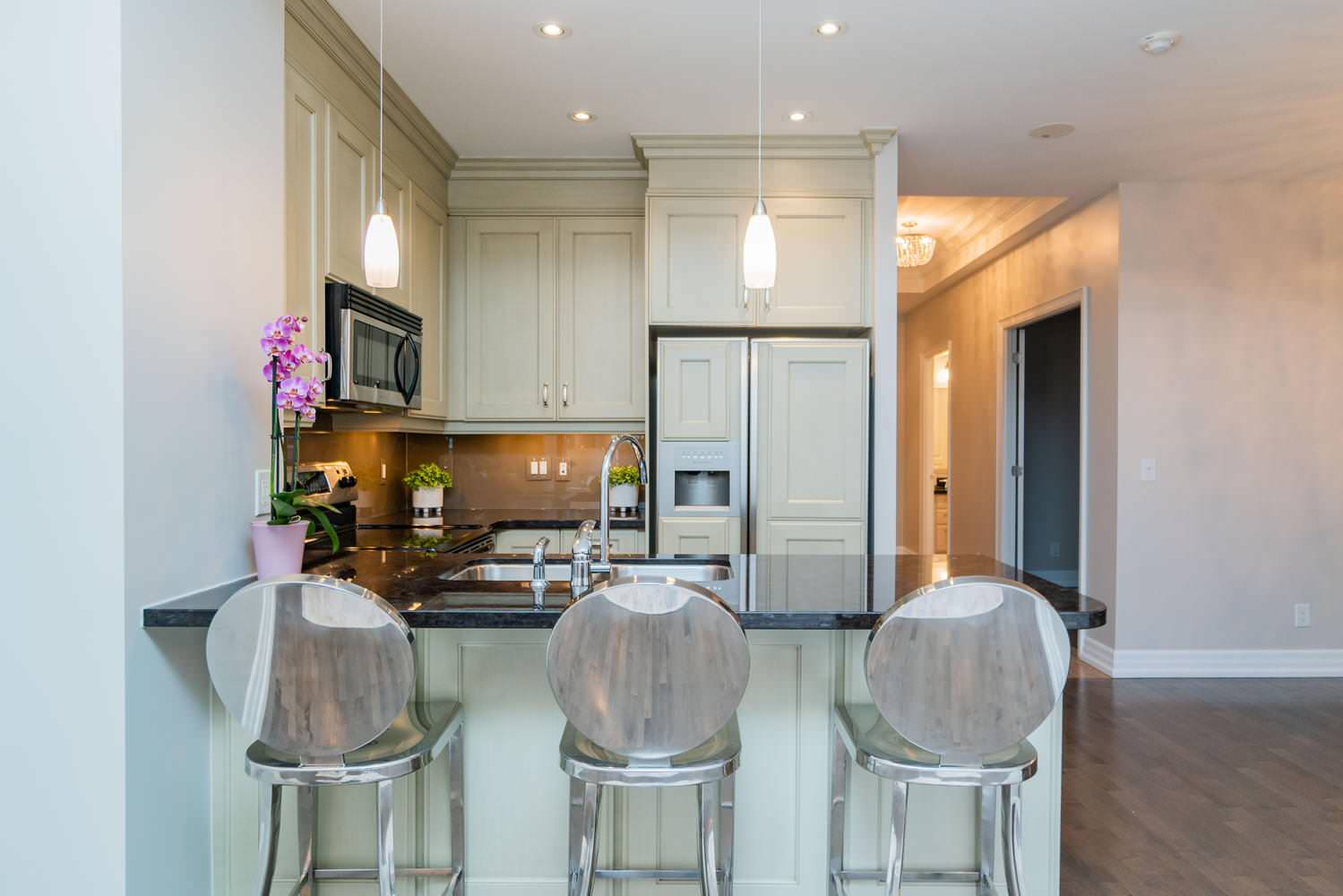 Burkebrook Condo