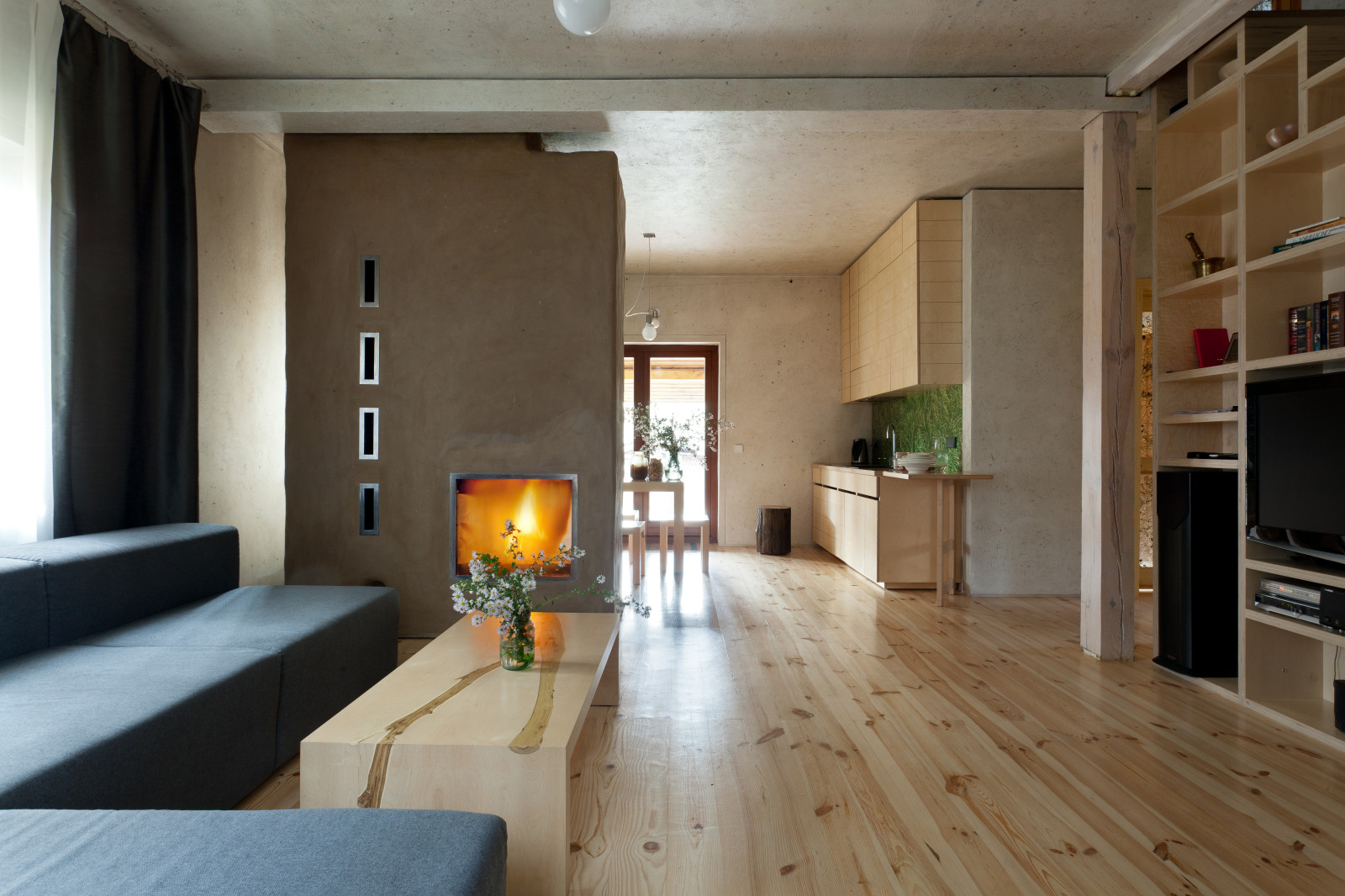 The house in the Log Cabin