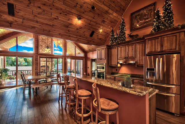 Custom Rustic Home rustikt-koekken