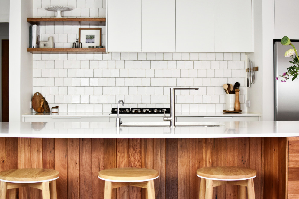 Mittelgroße Moderne Küche in Canberra - Queanbeyan
