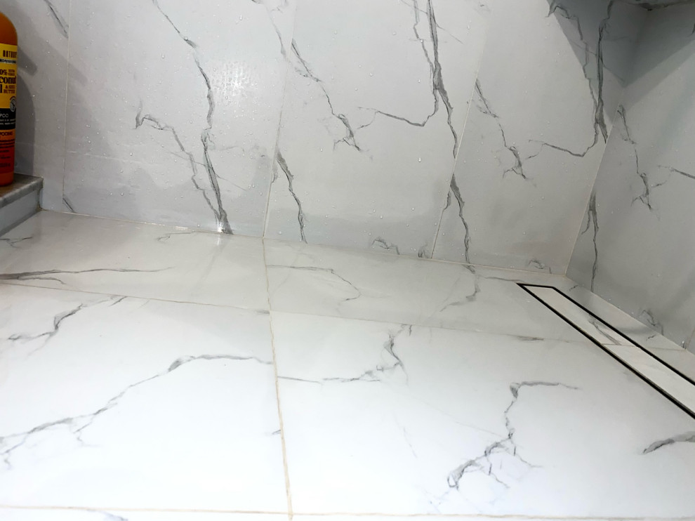 Porcelain tile somehow absorbing water