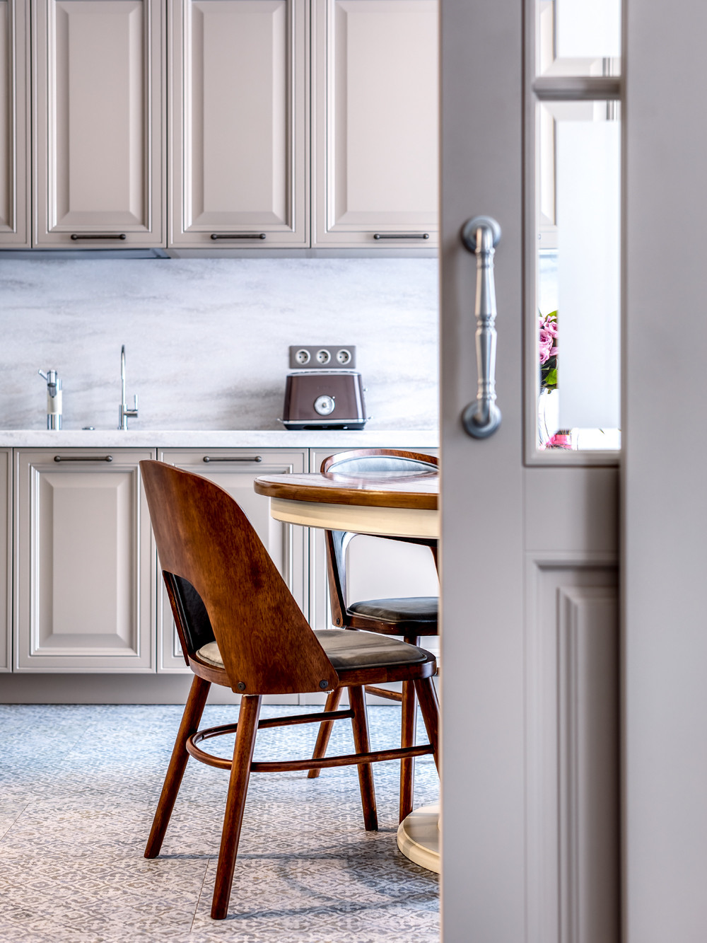 Квартира для большой семьи в стиле современной классике