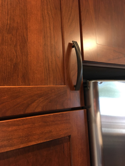 Contemporary Cherry Kitchen trendy-koekken
