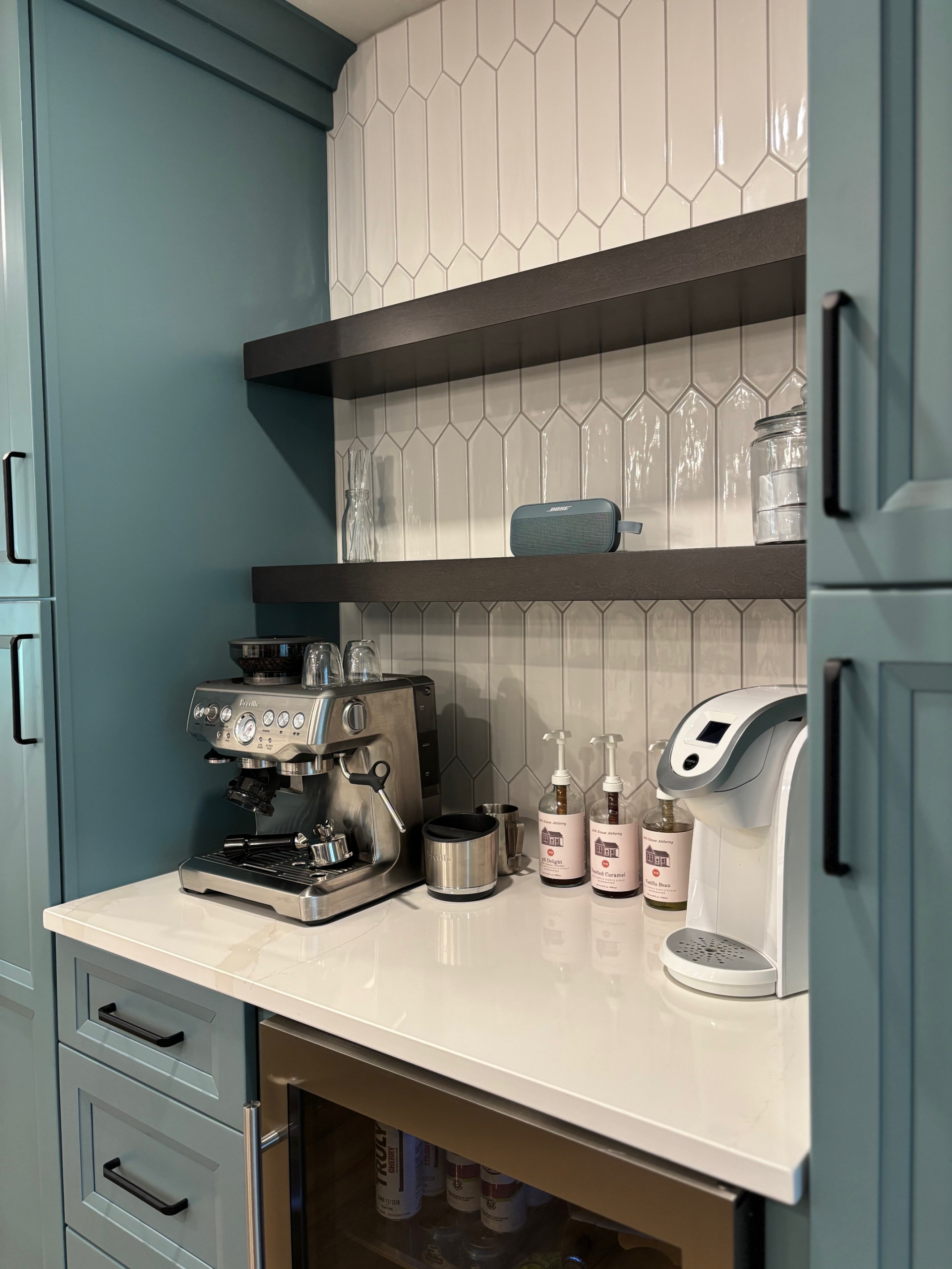 Kitchen with an Unexpected Pop!