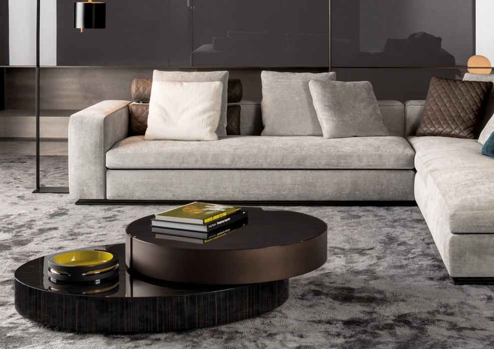 Inspiration for a transitional home design remodel in Miami