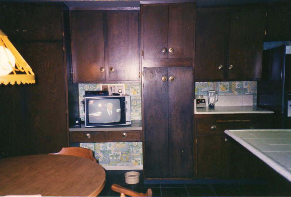 Inspiration for a small transitional kitchen remodel in Orange County