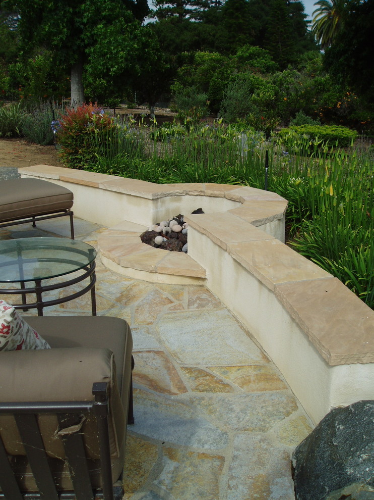 Photo of a contemporary patio in San Diego.