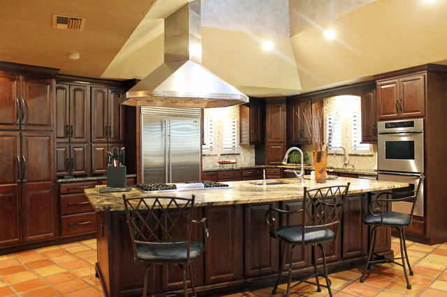 Traditional Rustic Kitchen Design american-traditional-kitchen