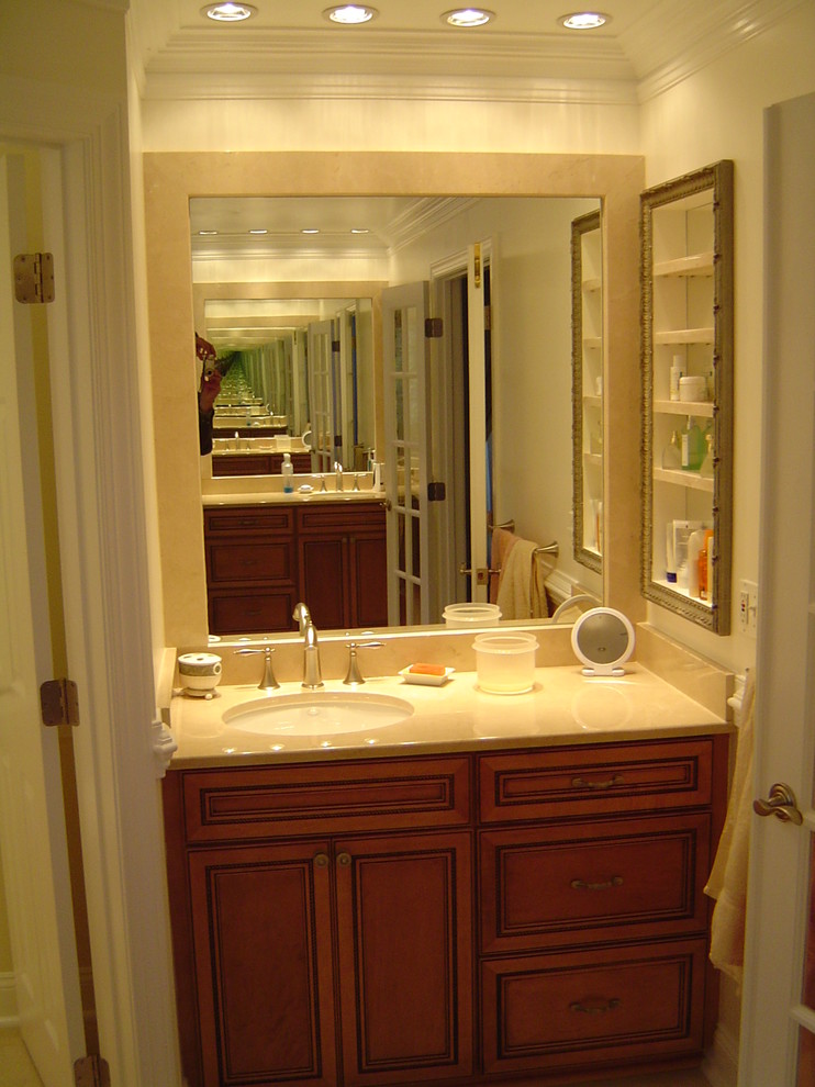 Example of a transitional bathroom design in DC Metro