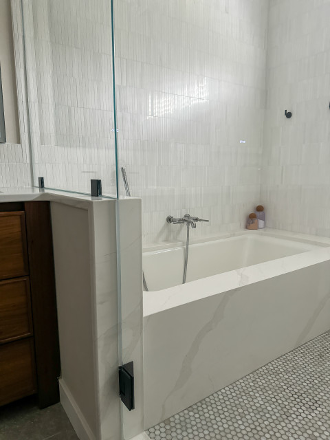 Westport CT modern-badezimmer