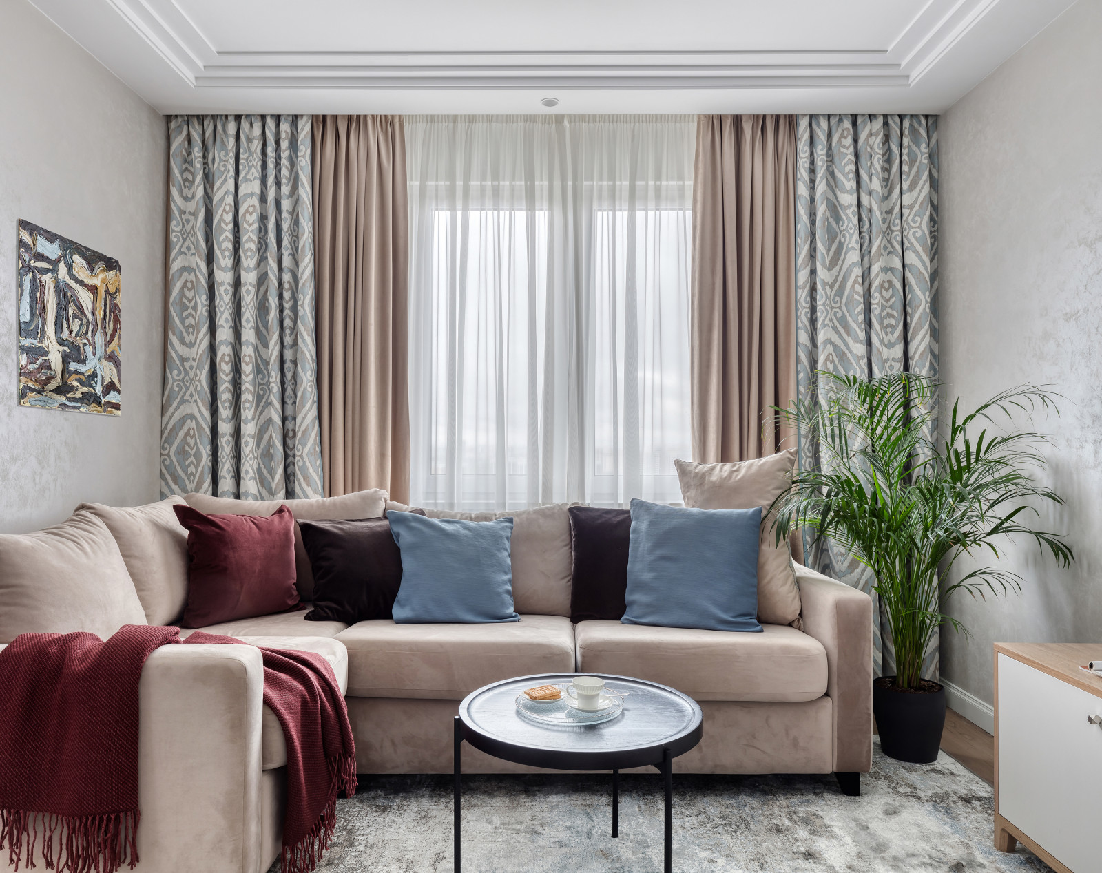 Светлая гостиная