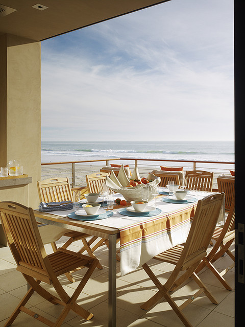 Beach Drive costero-patio
