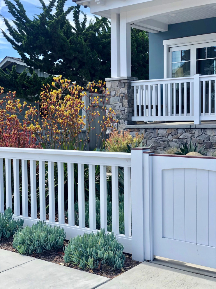 Design ideas for a coastal landscaping in Other.