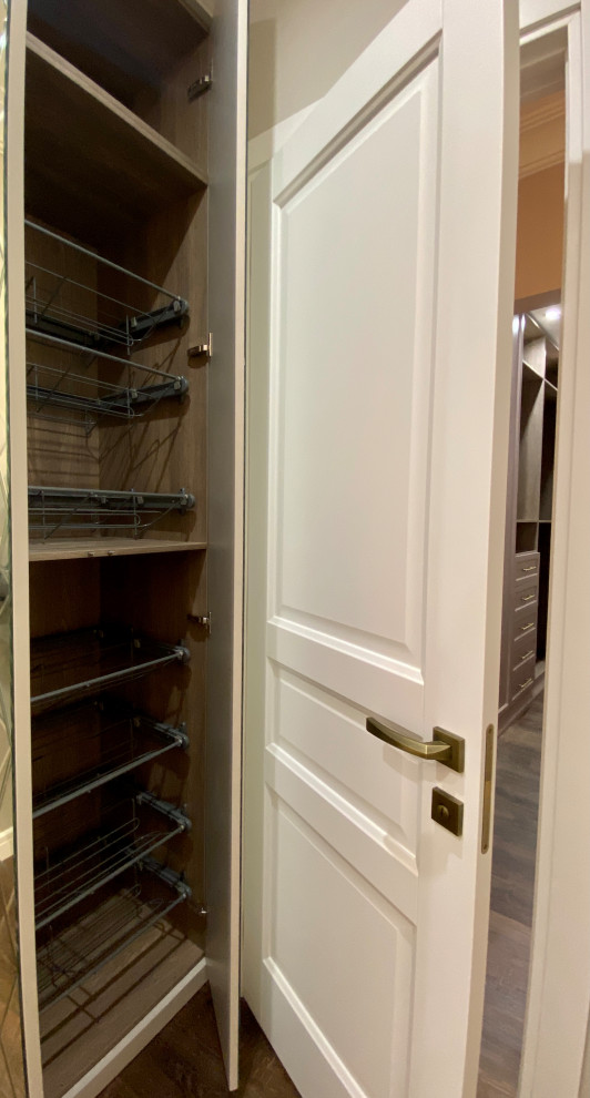 Шкаф в прихожую.