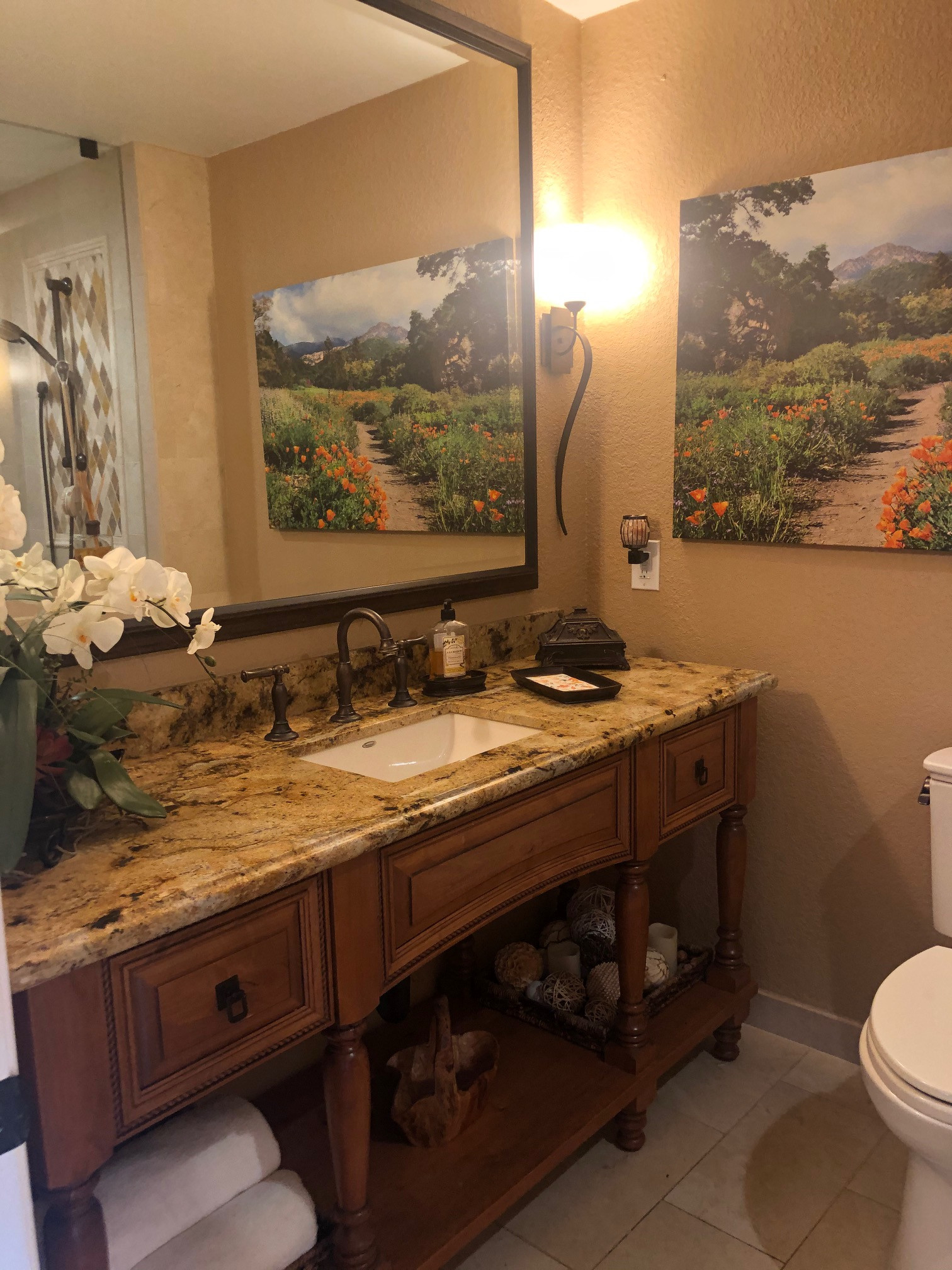 Barnhart Guest Bath
