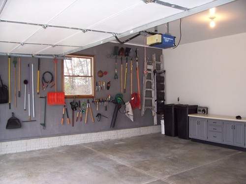 How to Get (and Keep!) an Organized Garage - Abode