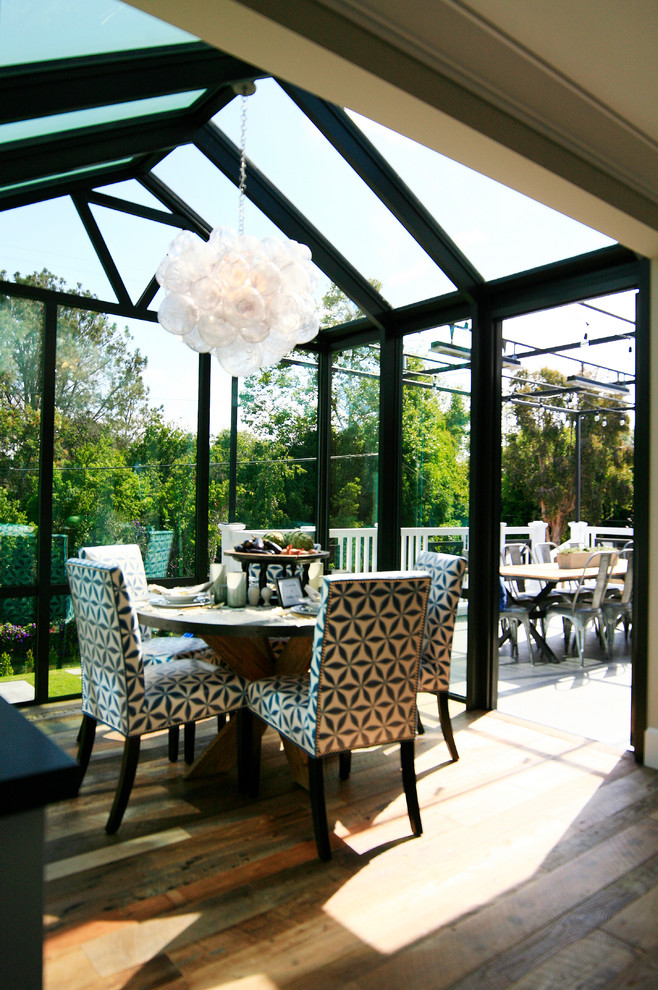 Inspiration for a transitional home design remodel in Orange County