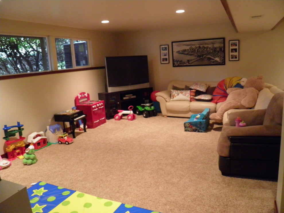 Need help making my playroom workout room functional