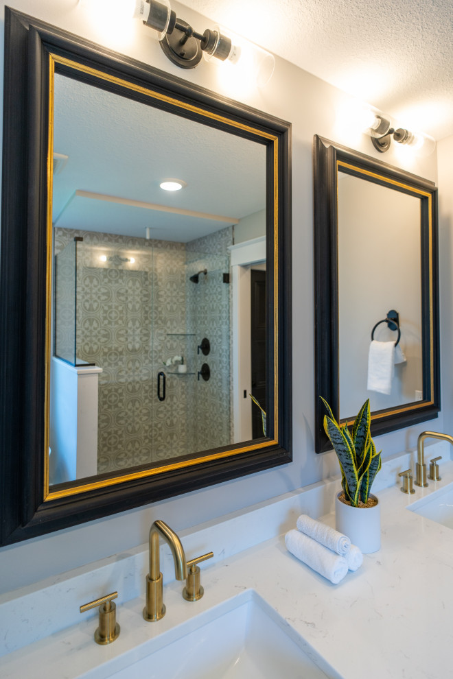 Home design - transitional home design idea