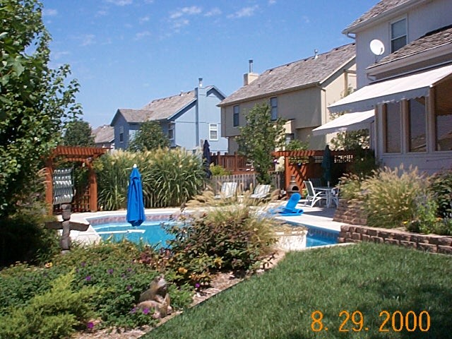 Overland Park Pool