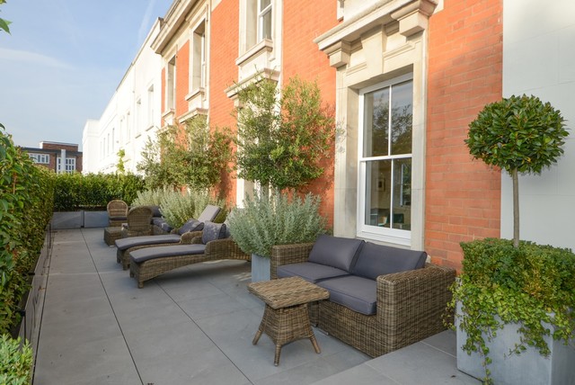 Notting Hill american-traditional-patio