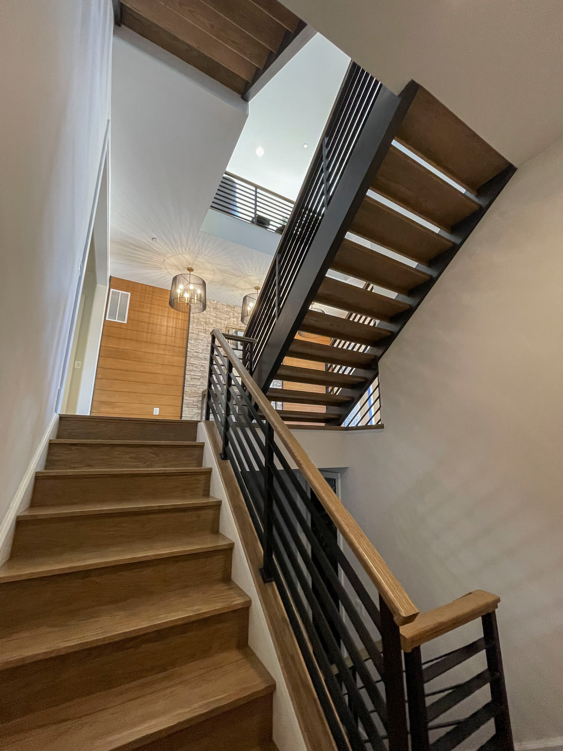113_Floating Straight- Stringers with No Risers in Contemporary Home, Bethesda M