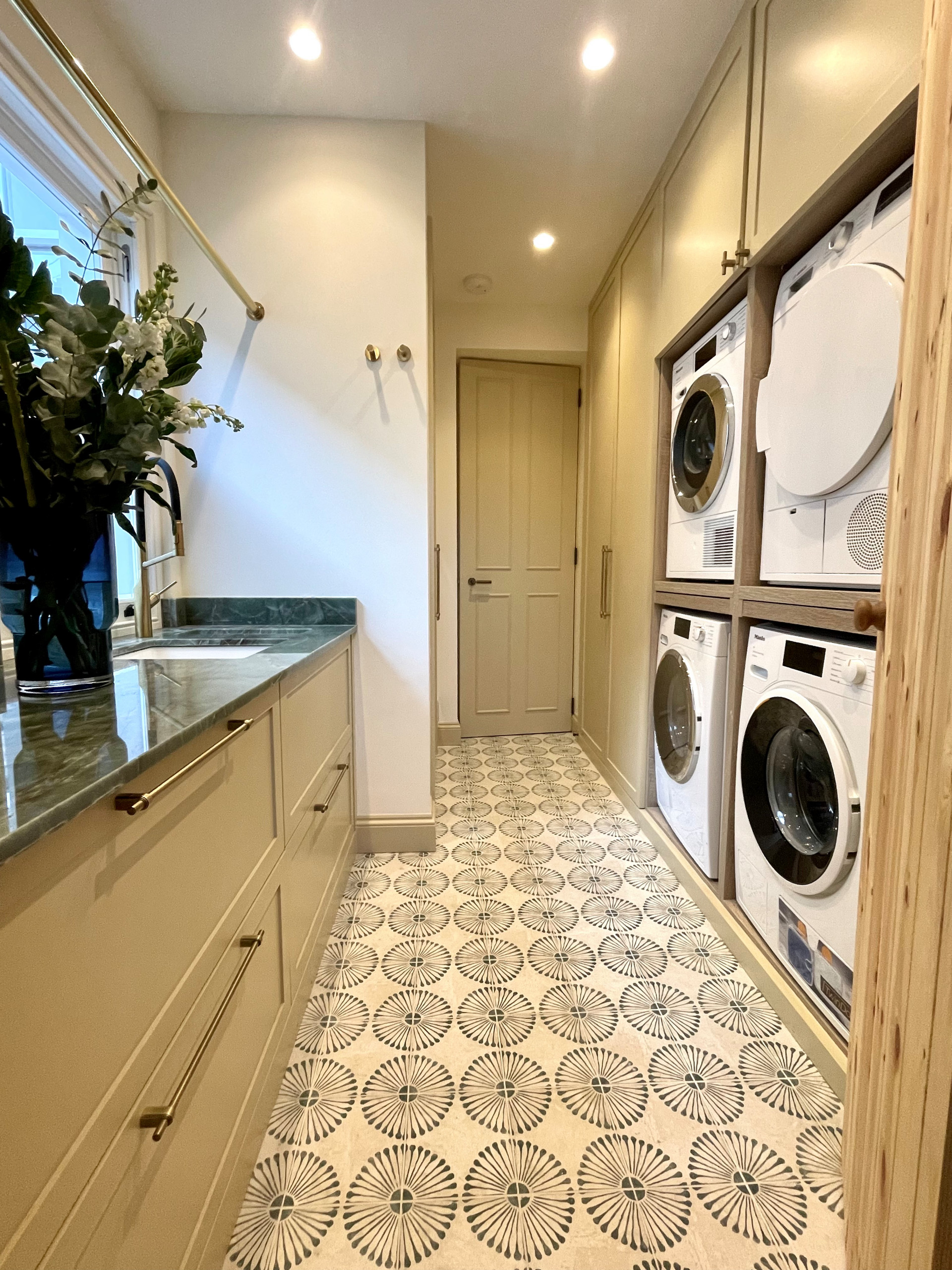 Chepstow Villas