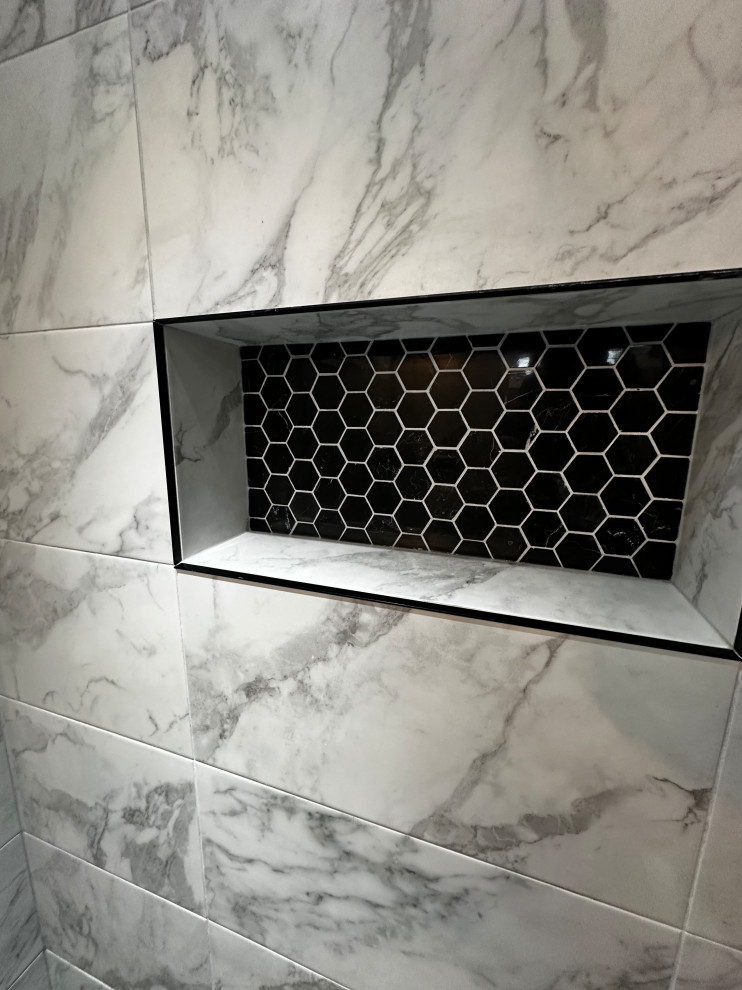 Largie Road - Modern Basement Bathroom - Dutton, ON