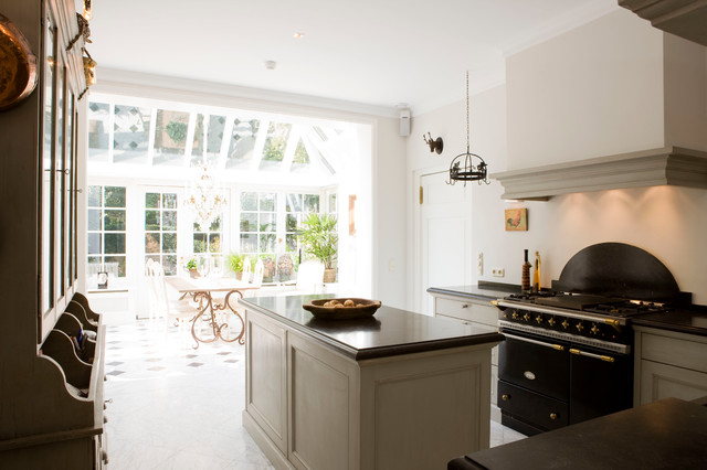 Dutch Kitchens klassisch-kueche