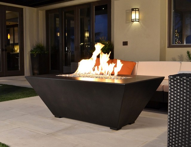 Fire moderno-giardino
