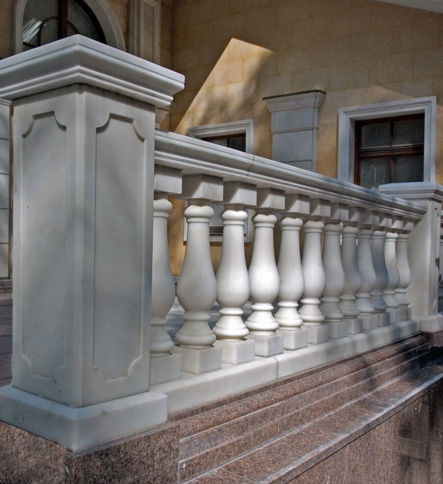 Изделия из камня