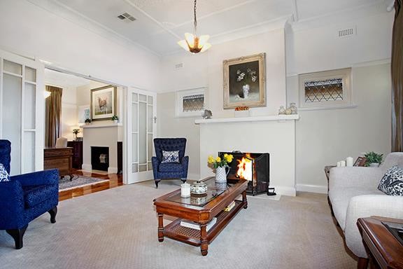 CAULFIELD SOUTH traditional-living-room