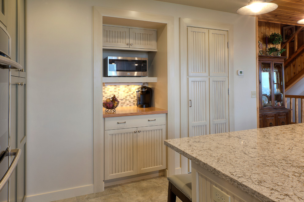 Home design - transitional home design idea
