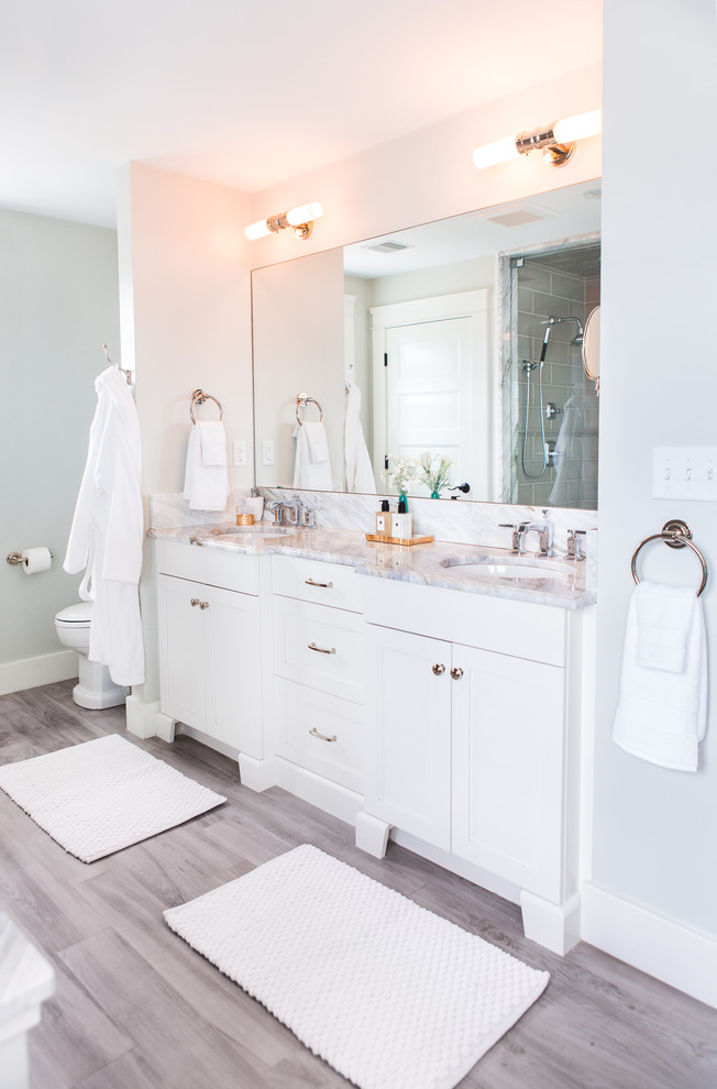 Example of a transitional bathroom design in Boston