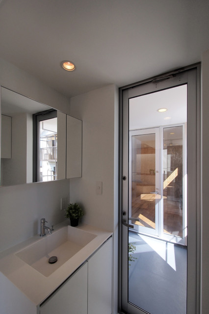 Daito House 2/大東の家２ minimalistisch-gaestetoilette
