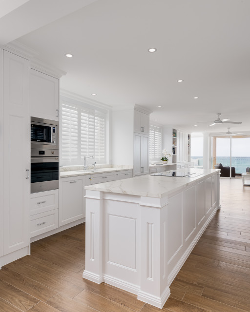 Hamptons Interior coastal-kitchen