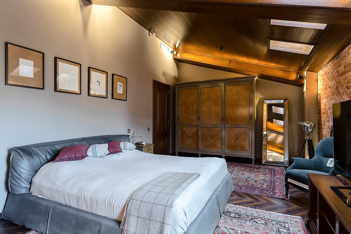 "Нехорошая квартира"