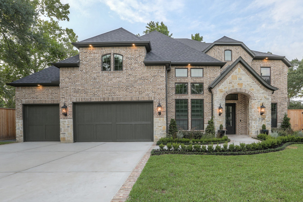Inspiration for a transitional exterior home remodel in Houston