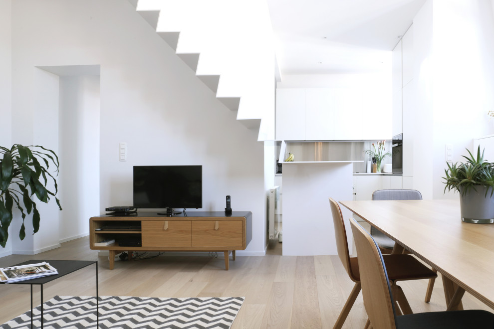 This is an example of a scandinavian living room in Brussels.