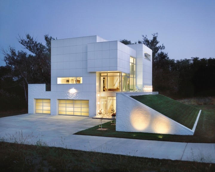 This is an example of a mid-sized modern attached two-car garage in Los Angeles.