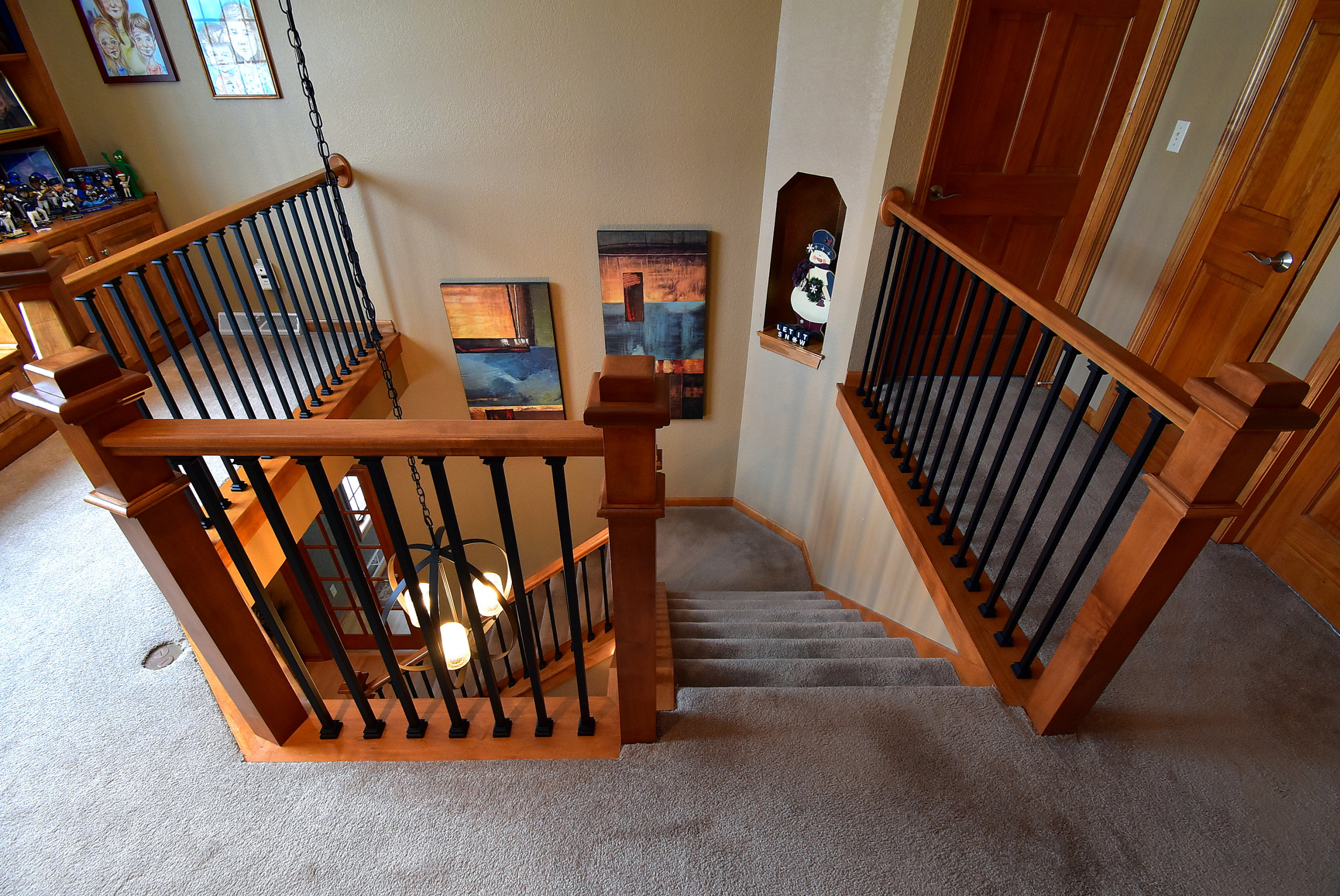 New Berlin Residence - Updated Handrail