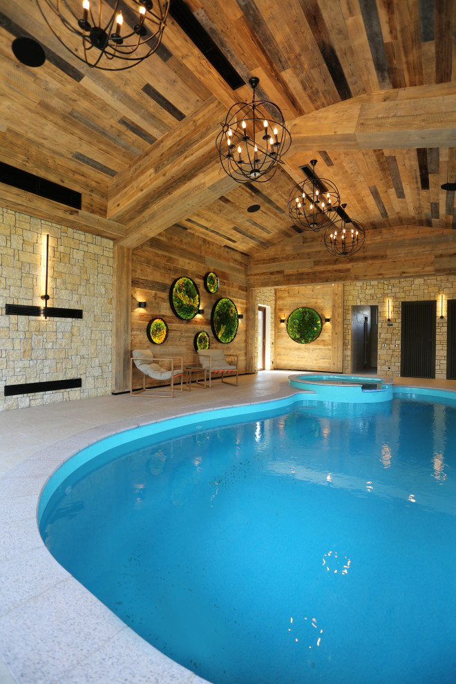 Бассейн в стиле гранж