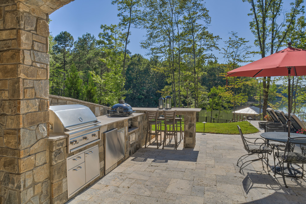 Inspiration for a transitional home design remodel in Charlotte