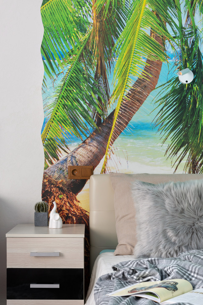 Разные полюса.