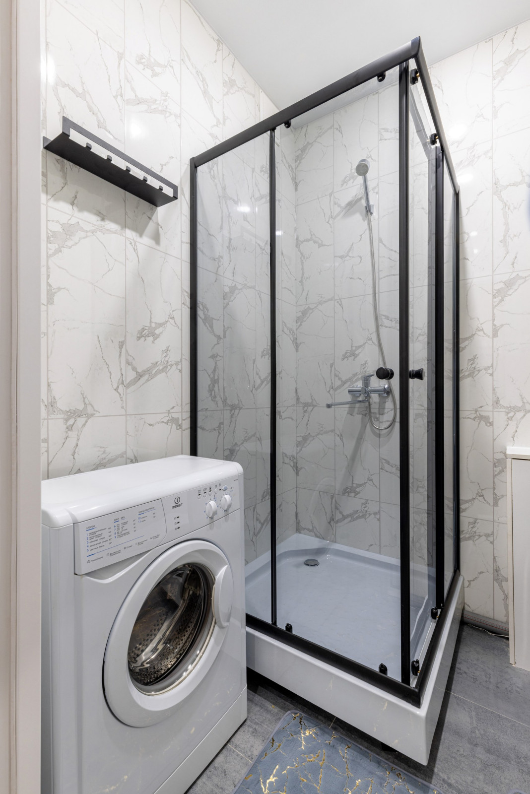 СТУДИЯ НА ЛЕНСОВЕТА