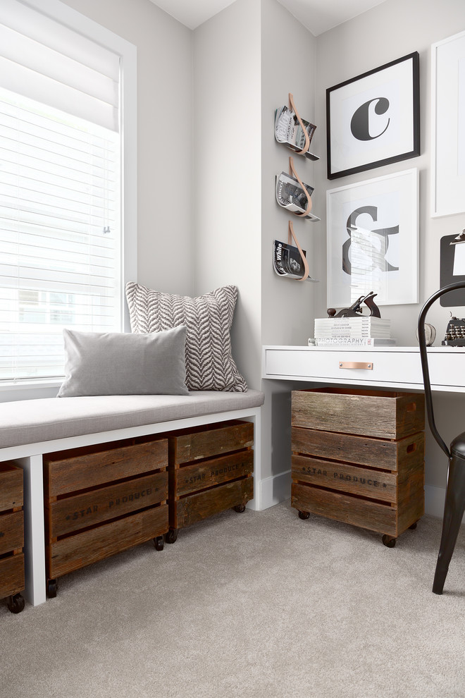 Home design - transitional home design idea in Vancouver